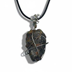Beautiful Chalcopyrite Peacock Ore wire wrapped stone crystal pendant Necklace 1